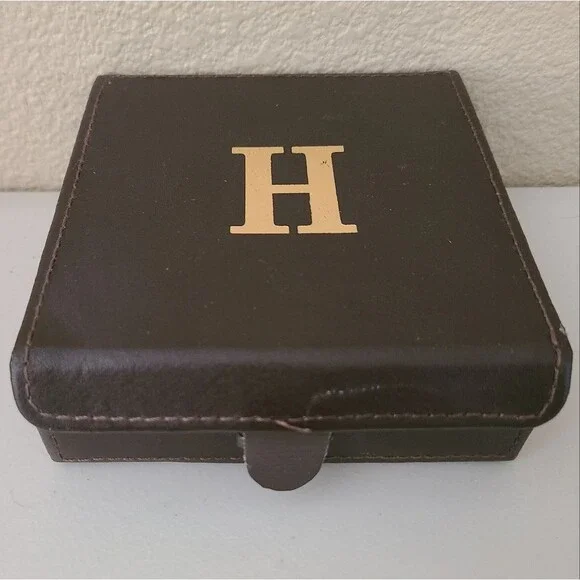 charge it by joey set of 4 brown leather coasters monogrammed with letter H - Picture 2 of 5
